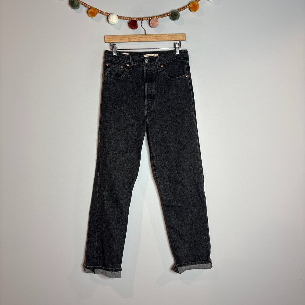 Levi's Ribcage Straight Ankle jeans